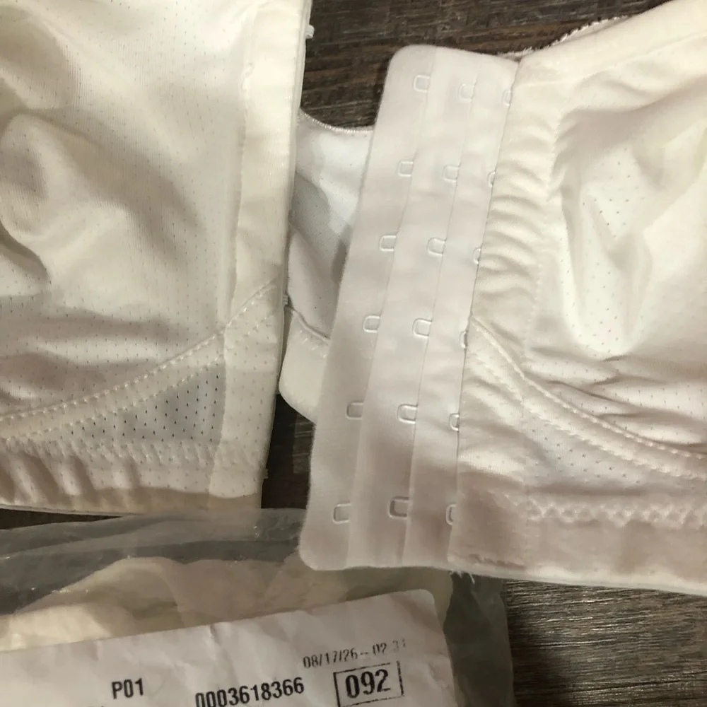 Women’s White Front-Closure Support Bra Stay Cool